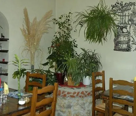 Mas Des Olivettes * Montauriol (Pyrenees-Orientales)
